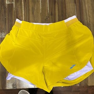 Brooks shorts